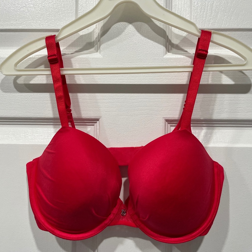 Fabulous by Victoria’s Secret bra.  New.  32DD